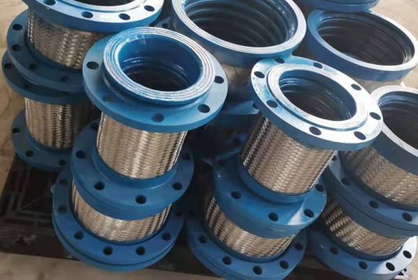 金屬軟管、補(bǔ)償器等 