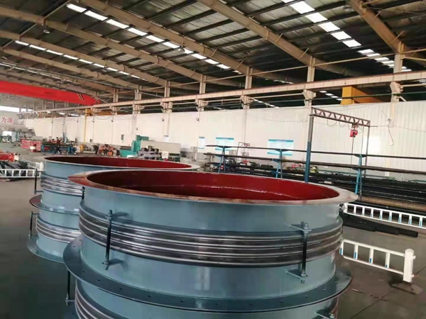 金屬軟管、補(bǔ)償器等 